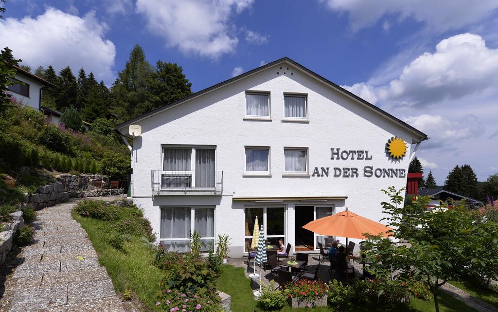 Hotel An Der Sonne & Restaurant Zum Schneiger Schoenwald im Schwarzwald Exterior photo