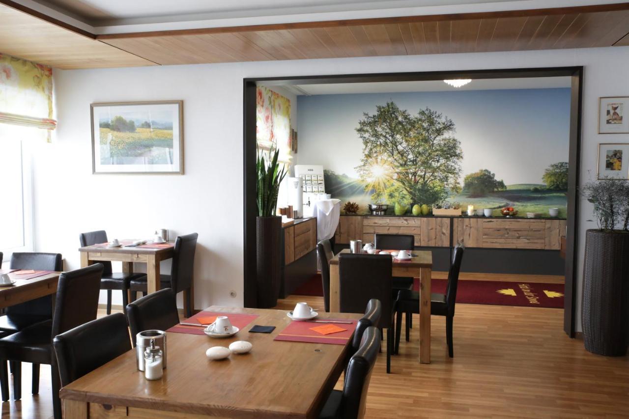 Hotel An Der Sonne & Restaurant Zum Schneiger Schoenwald im Schwarzwald Exterior photo