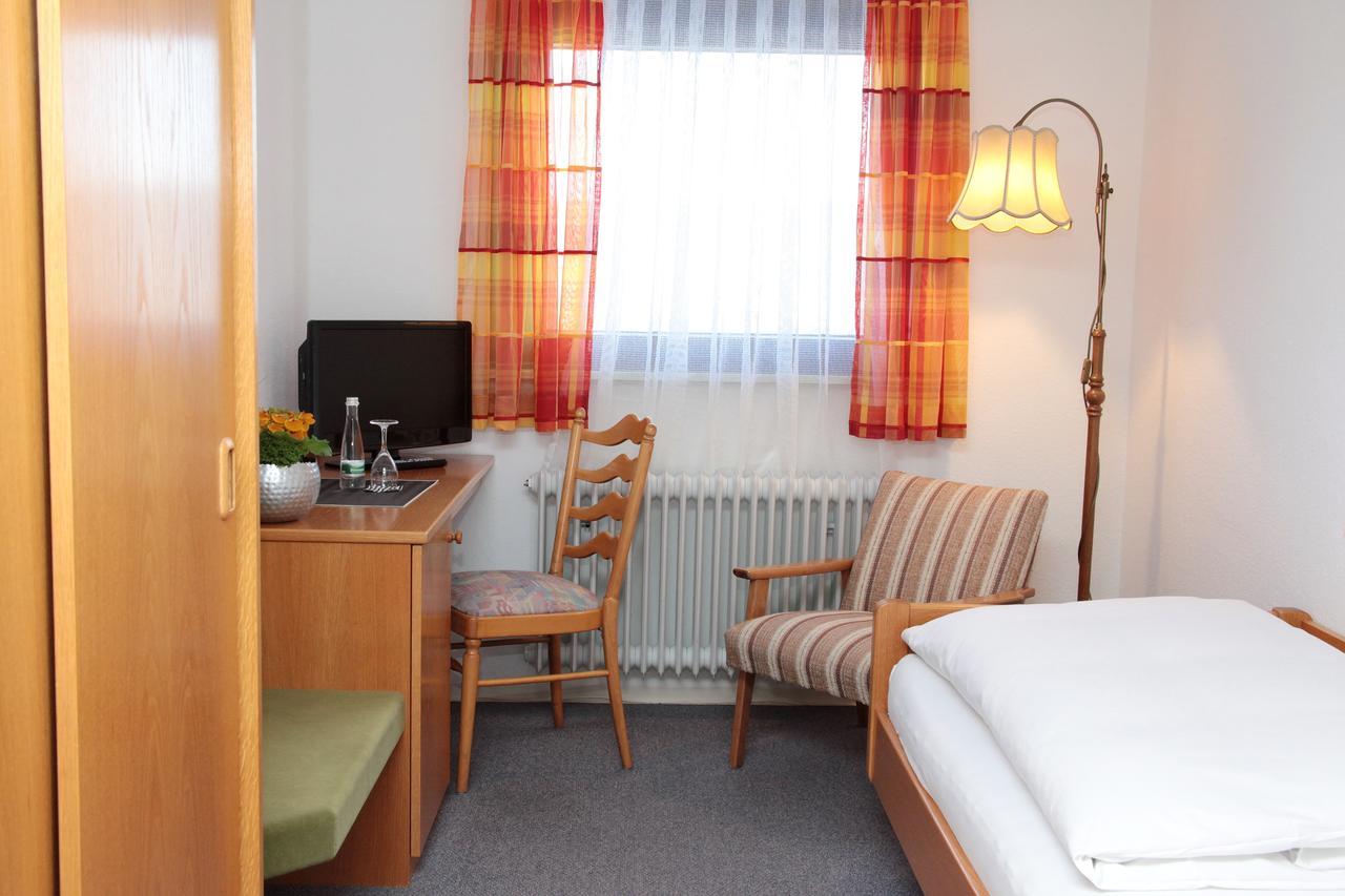 Hotel An Der Sonne & Restaurant Zum Schneiger Schoenwald im Schwarzwald Exterior photo