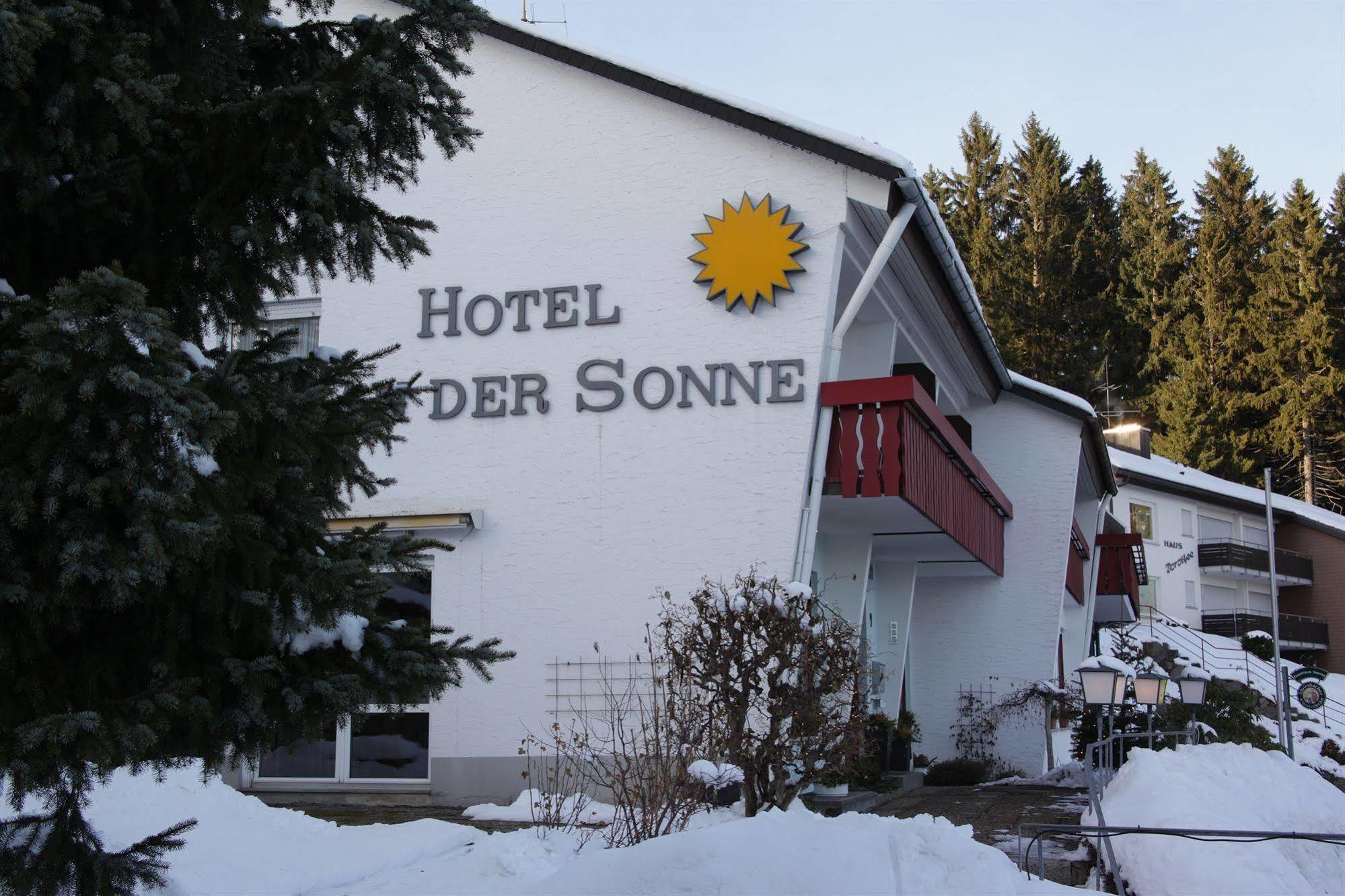 Hotel An Der Sonne & Restaurant Zum Schneiger Schoenwald im Schwarzwald Exterior photo